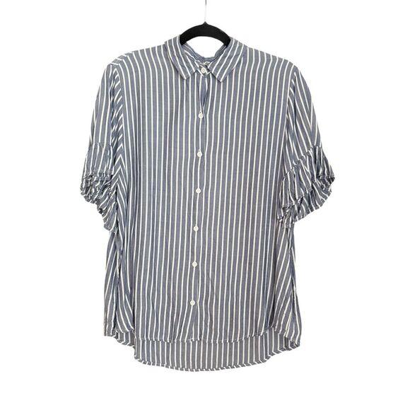 beachlunchlounge Tops - BeachLunchLounge Striped Chambray Ruffle Button Down Shirt Woman Size L